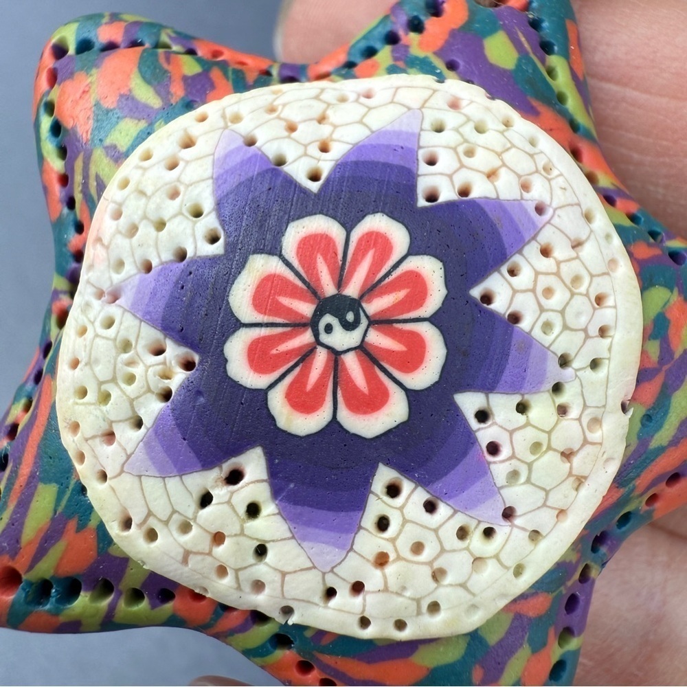 Colorful Star Pendant Necklace - Picture 10 of 16
